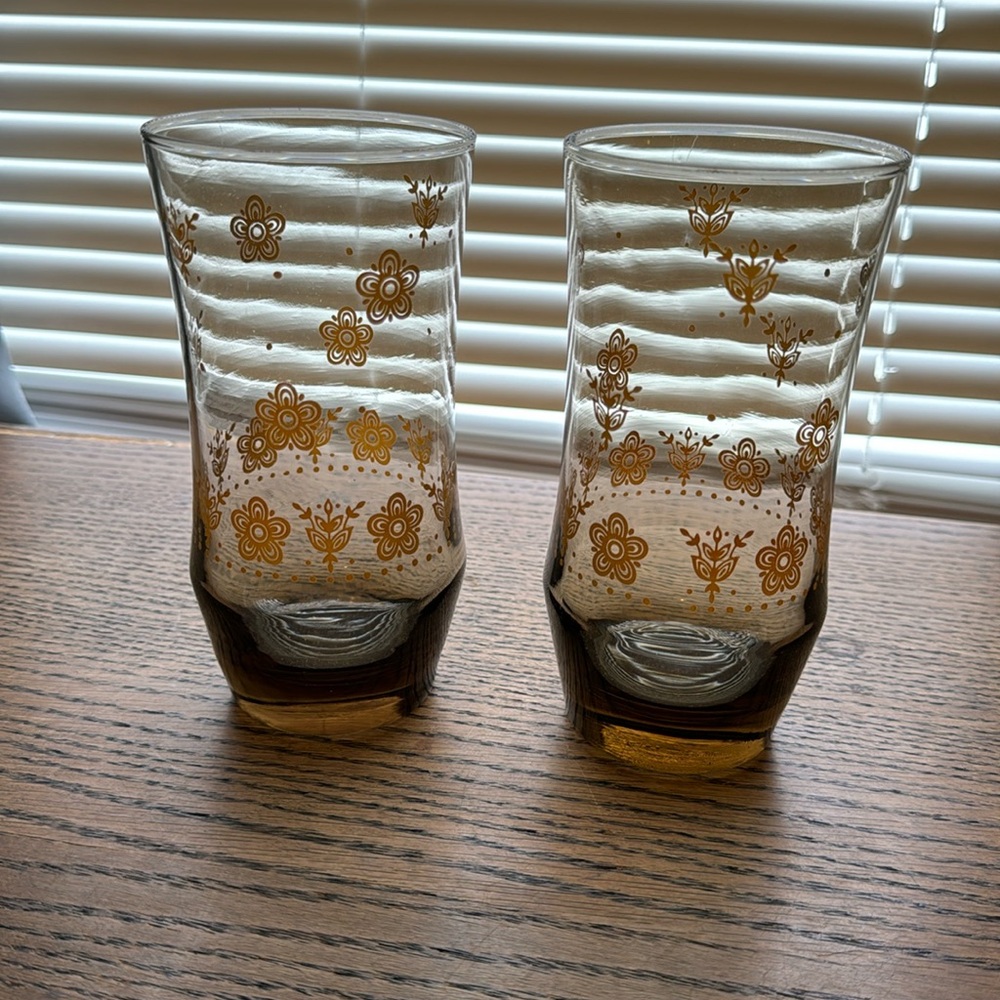 Set of two Butterfly Gold Glasses Libbey Brand